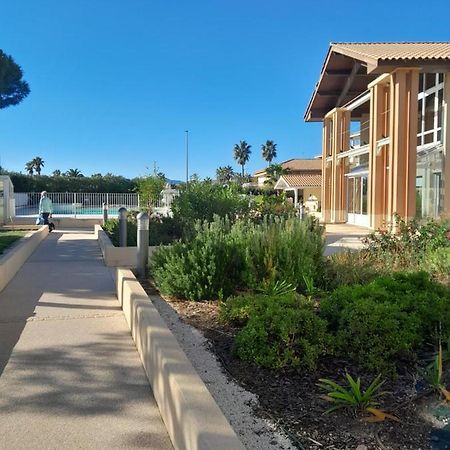 Ferienwohnung Port Frejus Thalasso Base Nature Exterior foto